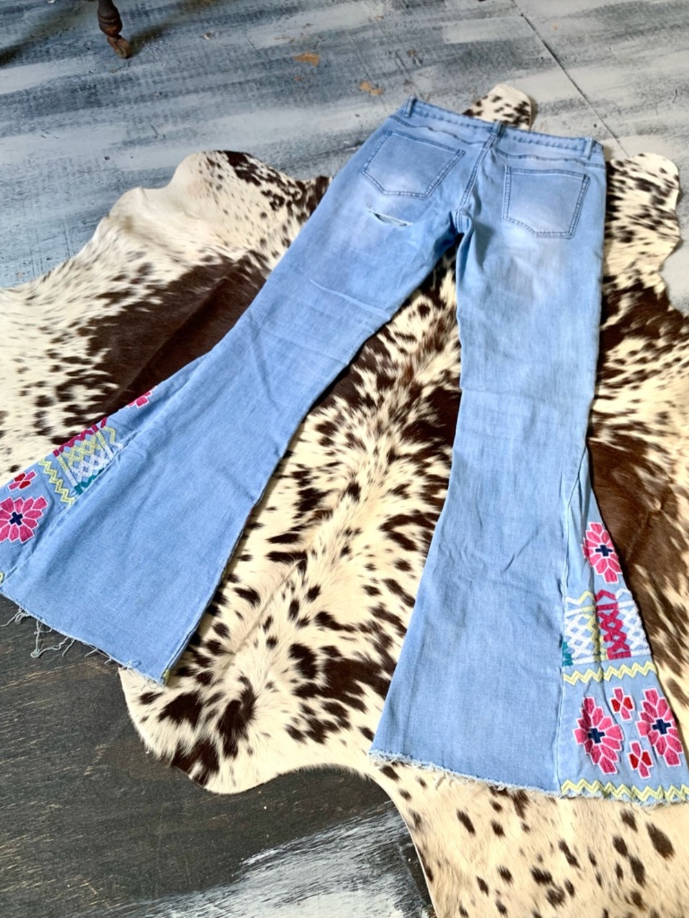 🌵Saints & Hearts Patchwork Hippie Embroidered Bell Bottoms Flare S🌵 - Picture 10 of 14